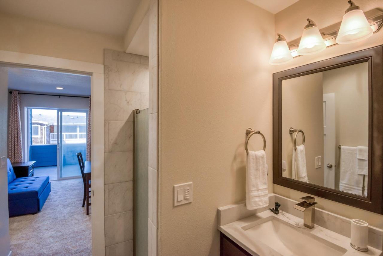 Oceanview Townhome - Pet Friendly - Sleeps 6 - King Depoe Bay Eksteriør billede